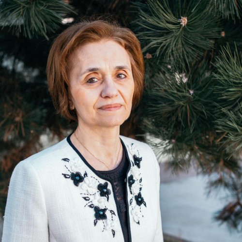 Laura Vicaș