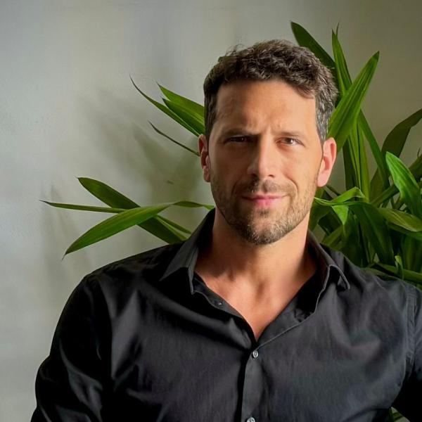 Adrian Nartea